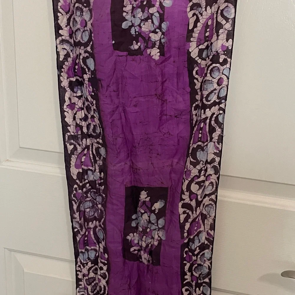 VTG HAND DYED BATIK SILK SCARF